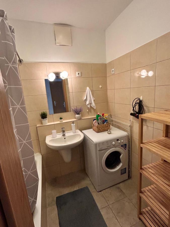 부다페스트 Danube Dwelling Akacfa 26 - Private Indoor Garage 아파트 외부 사진